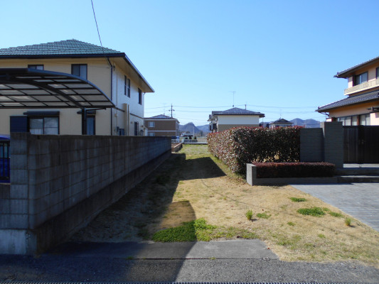 売 地 田沼町