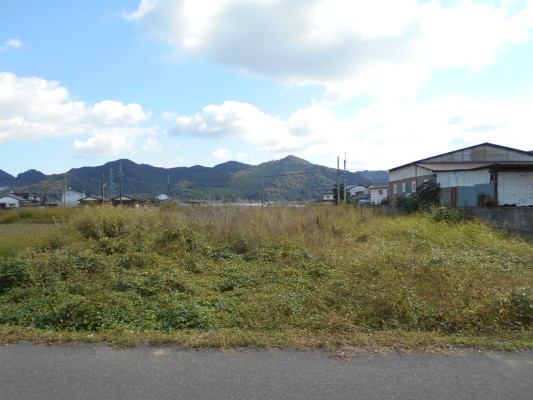 売　地　佐野市栃本町